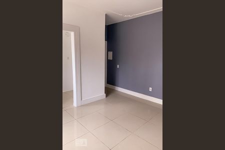 Quarto de kitnet/studio para alugar com 1 quarto, 40m² em Menino Deus, Porto Alegre