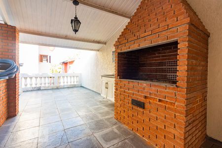 Casa de condomínio para alugar com 313m², 5 quartos e 4 vagasChurrasqueira