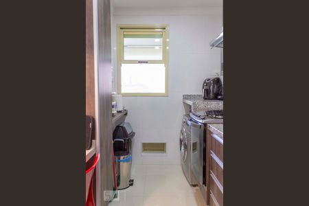 Apartamento à venda com 45m², 1 quarto e 1 vaga Apartamento à venda com 45m², 1 quarto e 1 vagaCozinha e Área de Serviço