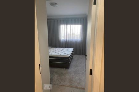 Quarto 2 de apartamento para alugar com 2 quartos, 72m² em Cristo Rei, Curitiba