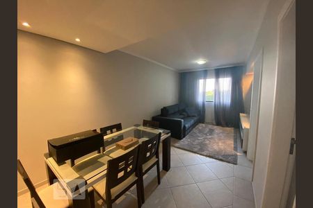 Sala de apartamento para alugar com 2 quartos, 72m² em Cristo Rei, Curitiba