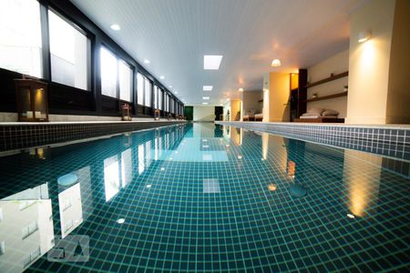 Apartamento à venda com 42m², 1 quarto e 1 vagaPiscina - Condomínio