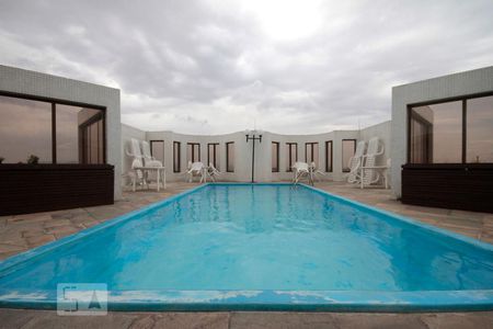 Apartamento para alugar com 60m², 1 quarto e 1 vagaPiscina