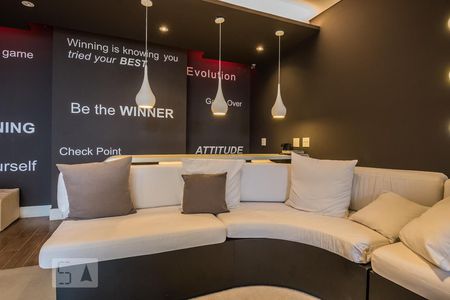 Apartamento para alugar com 52m², 1 quarto e 1 vagaÁrea Comum - Salão de Jogos 