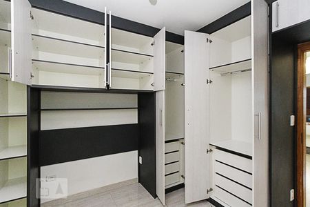 Casa à venda com 36m², 1 quarto e 1 vagaQuarto