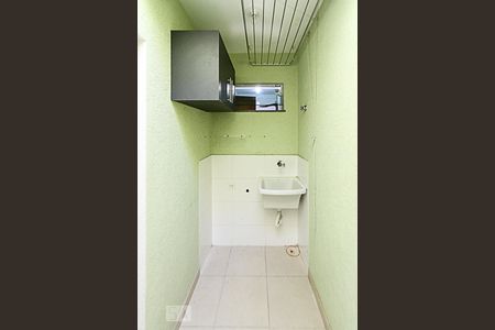 Casa à venda com 36m², 1 quarto e 1 vagaÁrea de Serviço