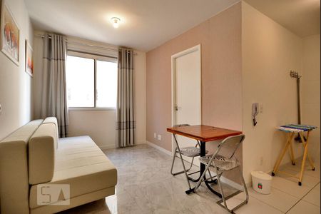 Sala de apartamento para alugar com 2 quartos, 36m² em Barra Funda, São Paulo