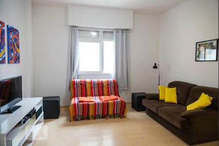 Sala de apartamento para alugar com 2 quartos, 50m² em Copacabana, Rio de Janeiro
