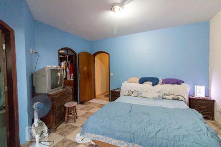 Casa à venda com 317m², 7 quartos e 4 vagasQuarto 1 suíte
