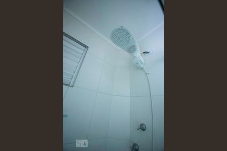 banheiro de apartamento para alugar com 2 quartos, 50m² em Jardim Nova Europa, Campinas