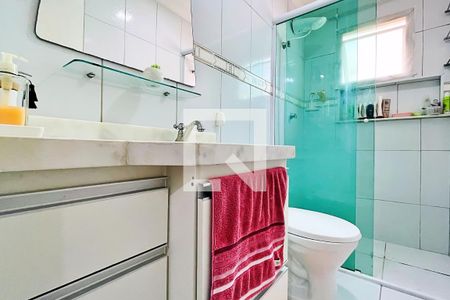 Apartamento à venda com 66m², 2 quartos e 1 vaga Apartamento à venda com 66m², 2 quartos e 1 vagaBanheiro