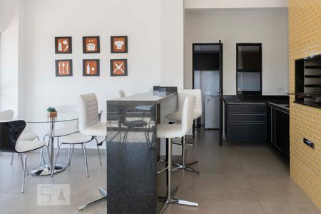 Apartamento para alugar com 28m², 1 quarto e sem vaga Apartamento para alugar com 28m², 1 quarto e sem vagaÁrea Comum - Salão de Festas