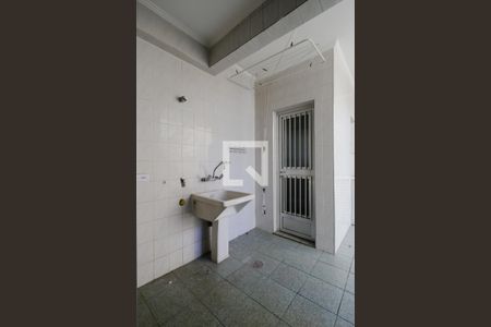 Casa para alugar com 162m², 3 quartos e 2 vagas[Area de servço