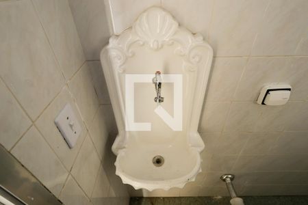 Casa para alugar com 162m², 3 quartos e 2 vagasBanheiro de sreviço