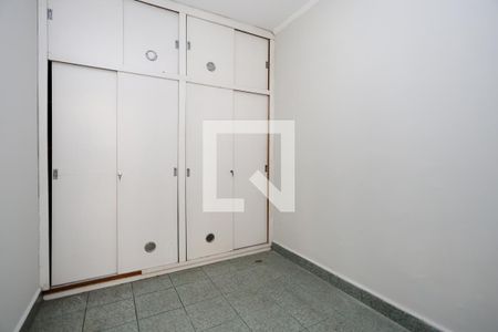 Casa para alugar com 162m², 3 quartos e 2 vagasQuarto de sreviço