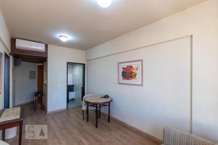 Sala de apartamento para alugar com 1 quarto, 44m² em Centro, Campinas