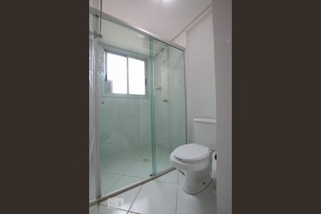 Apartamento para alugar com 190m², 3 quartos e 3 vagasBanheiro da Suíte 1 - Box