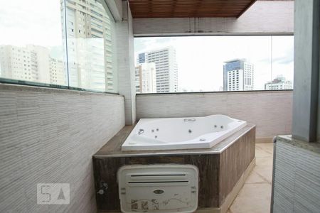 Apartamento para alugar com 190m², 3 quartos e 3 vagasVaranda da Sala - Hidromassagem