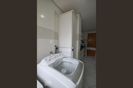 Apartamento para alugar com 190m², 3 quartos e 3 vagasÁrea de Serviço - Armário