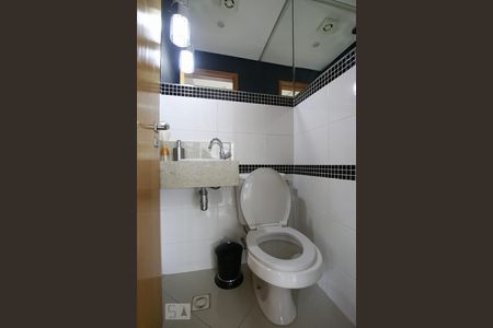 Apartamento para alugar com 190m², 3 quartos e 3 vagasLavabo