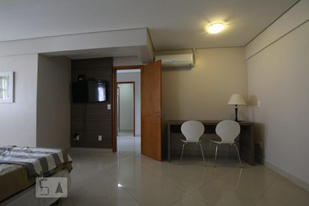 Apartamento para alugar com 190m², 3 quartos e 3 vagasSuite 1