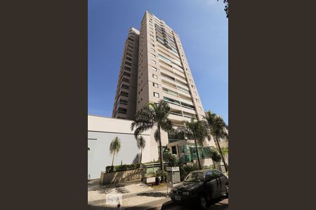 Apartamento para alugar com 190m², 3 quartos e 3 vagasFachada