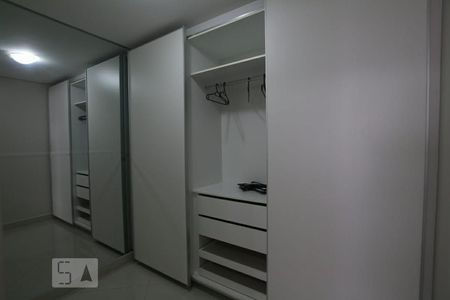 Apartamento para alugar com 190m², 3 quartos e 3 vagasCloset da Suite 1