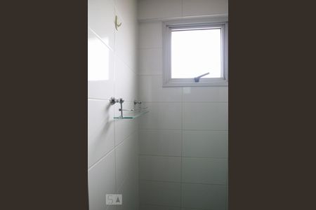 Apartamento para alugar com 190m², 3 quartos e 3 vagasBanheiro da Suíte 3 - Box