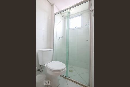 Apartamento para alugar com 190m², 3 quartos e 3 vagasBanheiro da Suíte 2 - Box