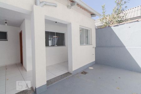 Quintal de entrada de casa de condomínio para alugar com 2 quartos, 89m² em Vila Prudente, São Paulo