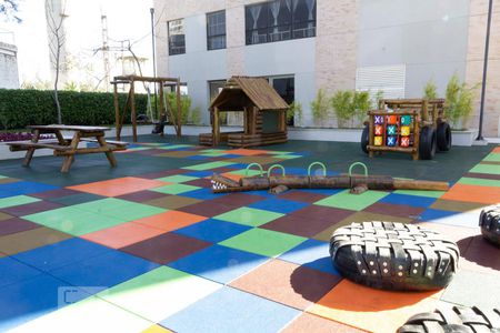 Apartamento à venda com 70m², 2 quartos e 1 vagaÁrea Comum - Playground
