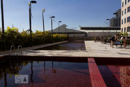 Apartamento à venda com 70m², 2 quartos e 1 vagaÁrea comum - Piscina