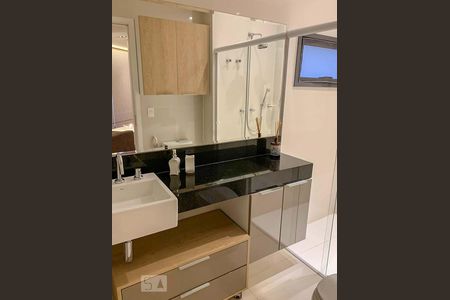 Apartamento para alugar com 65m², 1 quarto e 2 vagasBanheiro