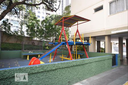 Apartamento para alugar com 92m², 3 quartos e 1 vaga Apartamento para alugar com 92m², 3 quartos e 1 vagaPlayground