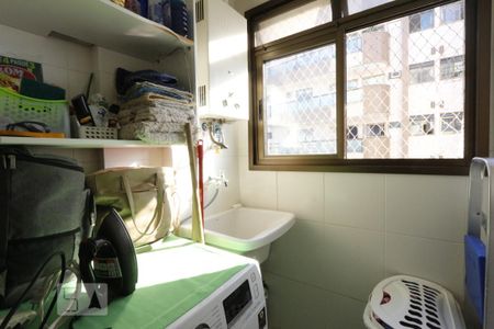 Apartamento para alugar com 69m², 2 quartos e 1 vagaDetalhe da area de serviço