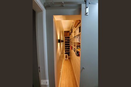 Apartamento à venda com 70m², 1 quarto e sem vaga Apartamento à venda com 70m², 1 quarto e sem vagaColset