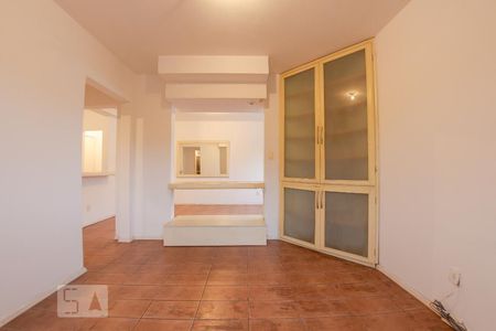 Quarto de apartamento para alugar com 1 quarto, 45m² em Jardim do Salso, Porto Alegre