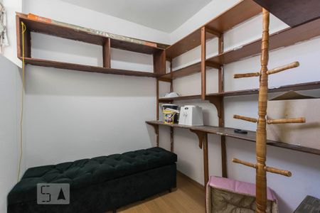 Apartamento para alugar com 80m², 2 quartos e sem vagaQuarto de serviço