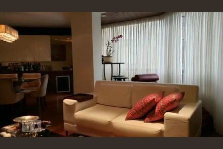 Apartamento à venda com 164m², 4 quartos e sem vagasala