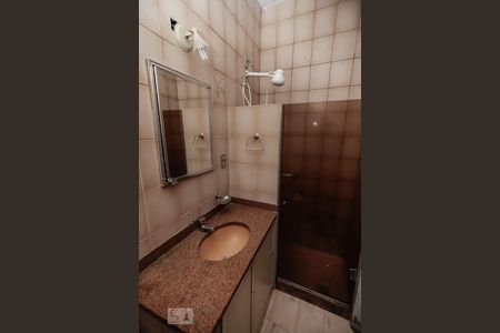 Banheiro de casa de condomínio para alugar com 3 quartos, 140m² em Lins de Vasconcelos, Rio de Janeiro