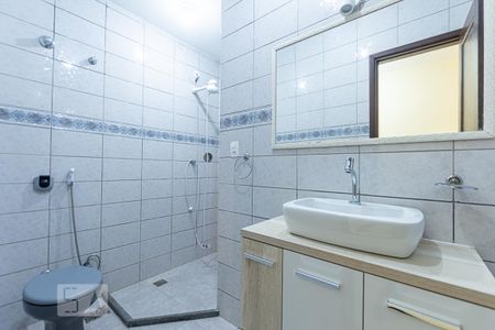 Banheiro Social de apartamento para alugar com 2 quartos, 80m² em São Domingos, Niterói