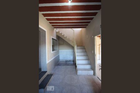 Sala 1 de casa para alugar com 4 quartos, 113m² em Santa Efigênia, Belo Horizonte