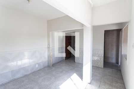 Sala 1 de casa para alugar com 4 quartos, 113m² em Santa Efigênia, Belo Horizonte