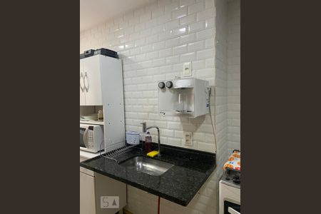 Cozinha e Área de Serviço de apartamento para alugar com 2 quartos, 52m² em Taquara, Rio de Janeiro