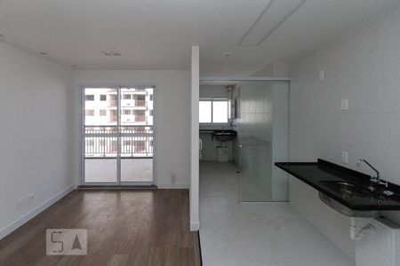 Sala e cozinha de apartamento à venda com 2 quartos, 60m² em Parque da Vila Prudente, São Paulo