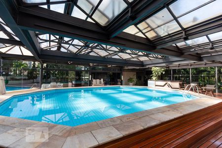 Apartamento à venda com 512m², 2 quartos e 5 vagasPiscina