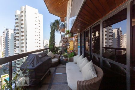 Varanda da sala de estar de apartamento à venda com 2 quartos, 512m² em Vila Andrade, São Paulo