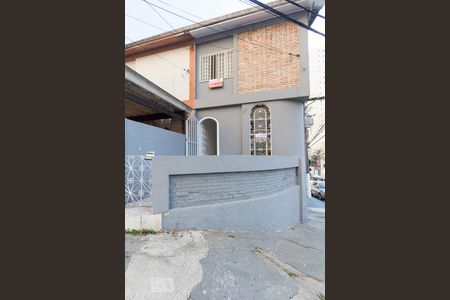 Casa para alugar com 90m², 2 quartos e sem vagaFachada