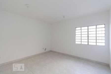 Casa para alugar com 90m², 2 quartos e sem vagaQuarto 2