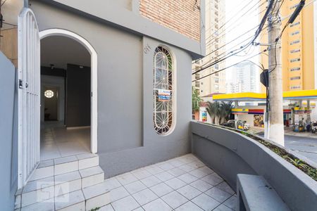 Casa para alugar com 90m², 2 quartos e sem vagaEntrada